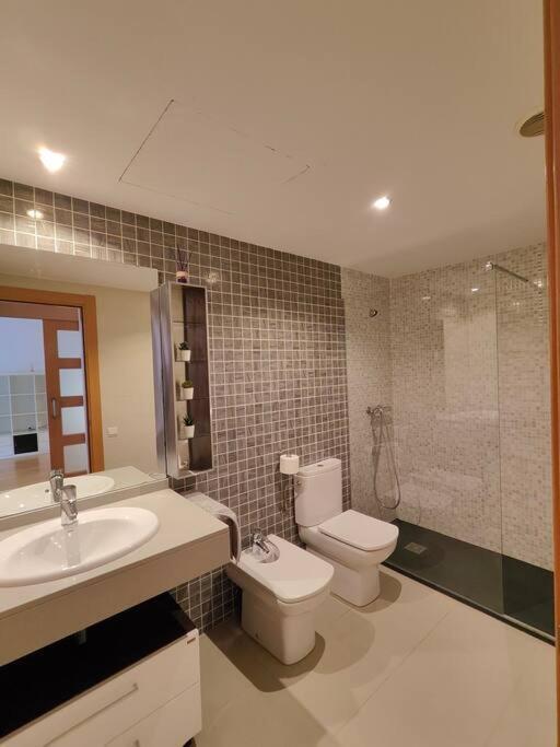 Cozy Apartment Forum Beach Sant Adrià de Besòs Kültér fotó