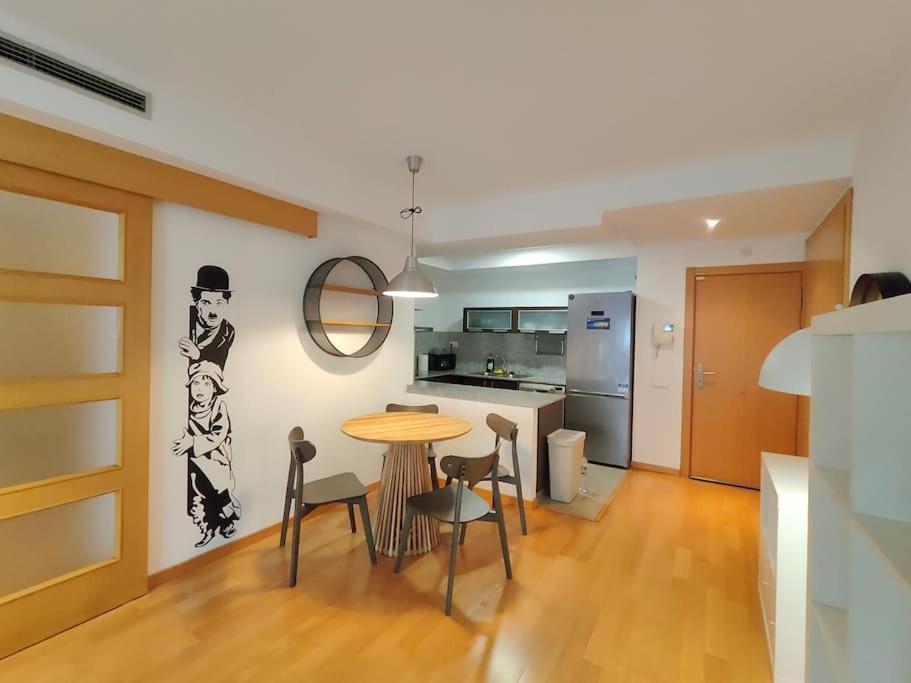 Cozy Apartment Forum Beach Sant Adrià de Besòs Kültér fotó